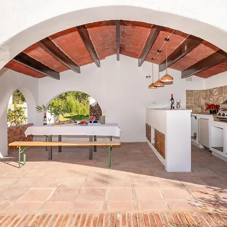 Apartment La Terraza - Grosszuegiges In Katalanischer Masia Sant Iscle De Vallalta