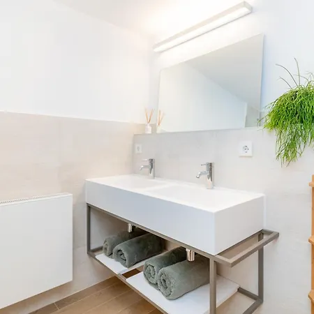 La Terraza - Grosszuegiges In Katalanischer Masia Apartamento Sant Iscle De Vallalta